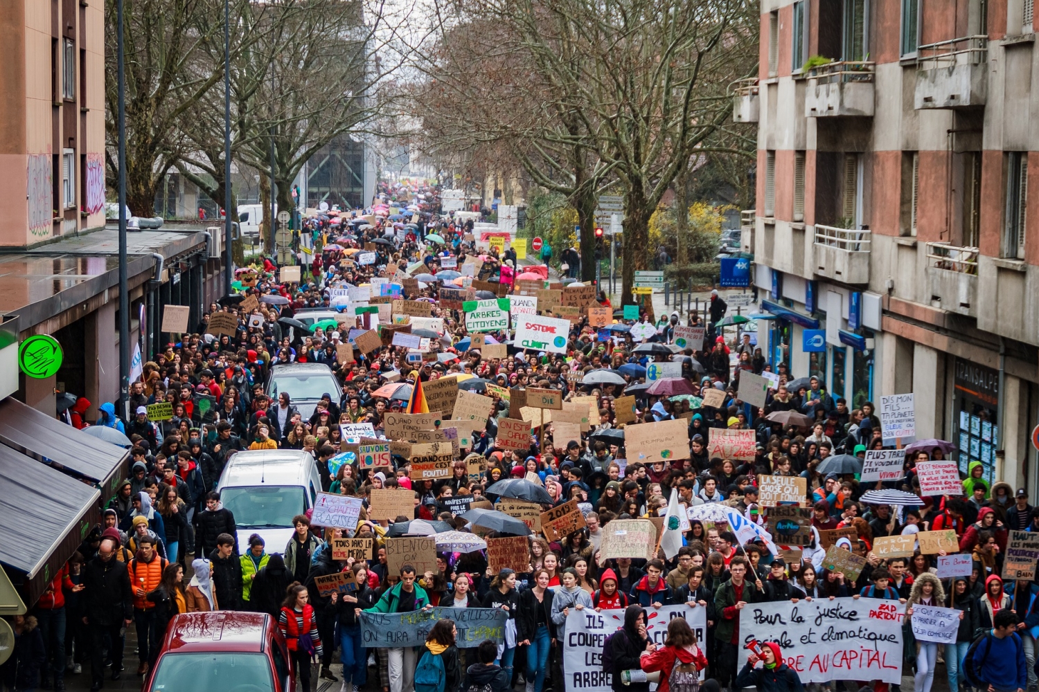 Manifestations : annulation partielle du schéma du maintien de l'ordre